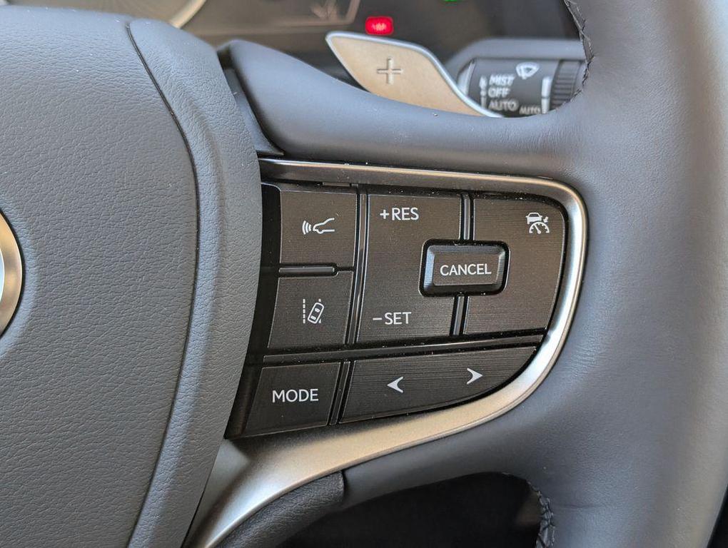 used 2025 Lexus ES 300h car, priced at $46,323