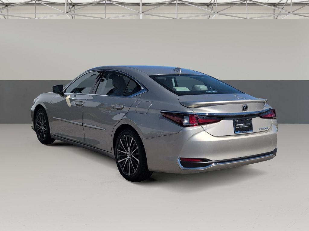 used 2025 Lexus ES 300h car, priced at $46,323