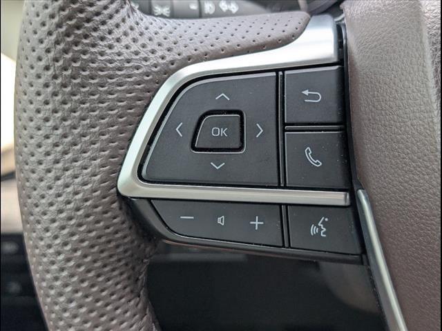 used 2023 Toyota Sienna car, priced at $58,950