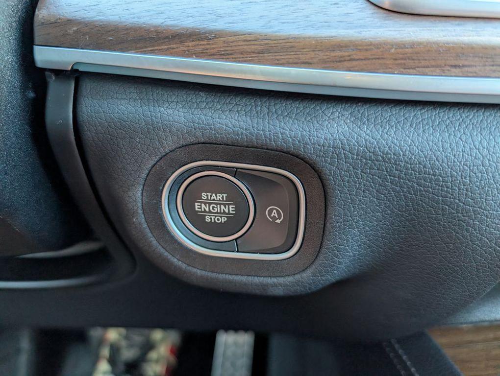 used 2025 Mercedes-Benz GLS 450 car, priced at $76,572