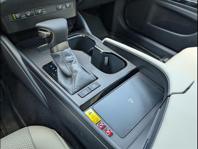 new 2025 Lexus ES 300h car, priced at $50,919