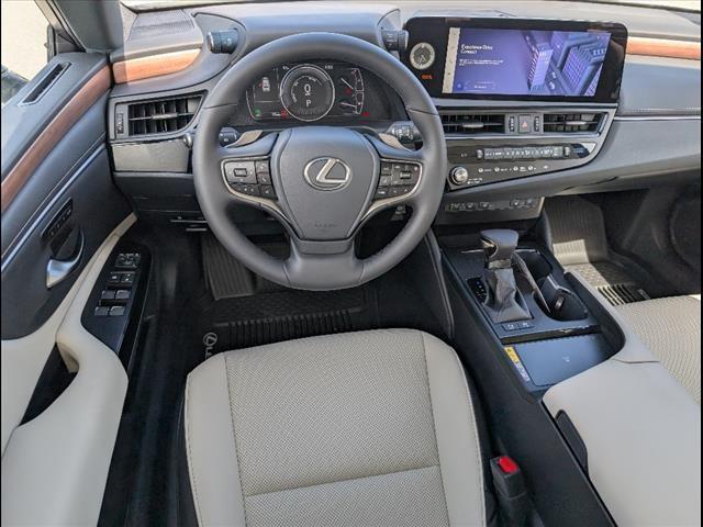 new 2025 Lexus ES 300h car, priced at $51,395