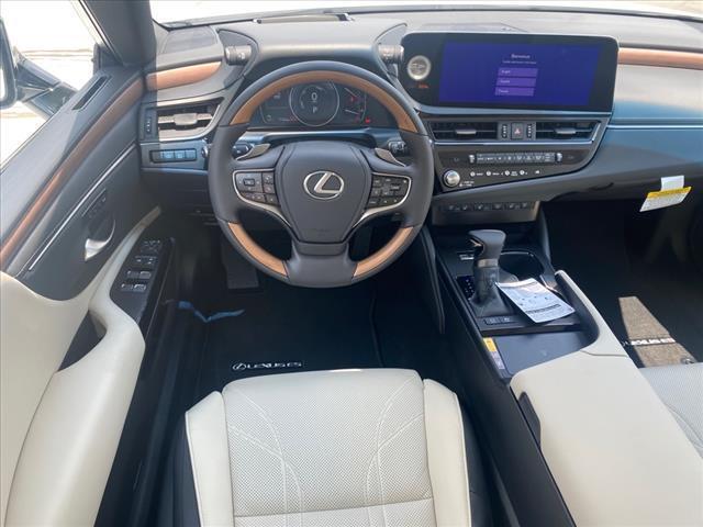 new 2025 Lexus ES 300h car, priced at $54,004