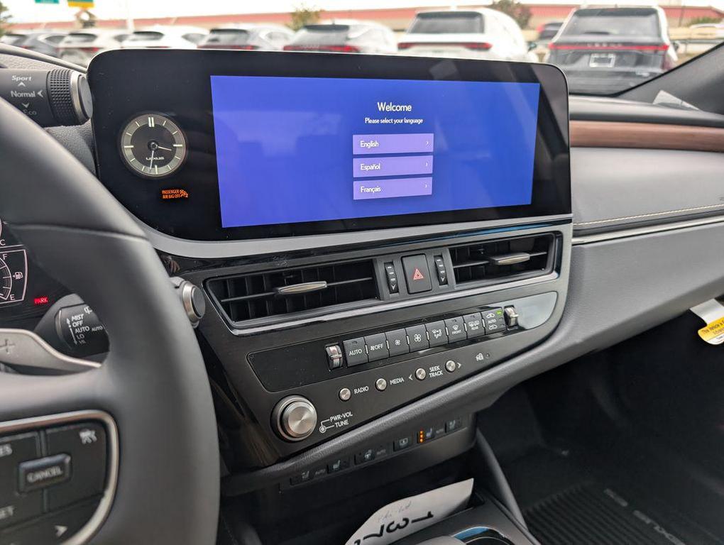 new 2025 Lexus ES 350 car, priced at $49,320