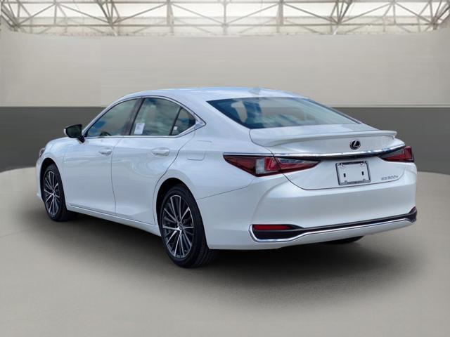 new 2025 Lexus ES 300h car, priced at $51,199