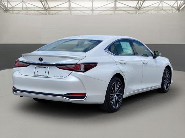 new 2025 Lexus ES 300h car, priced at $51,199