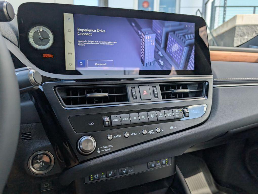 new 2025 Lexus ES 300h car, priced at $50,810