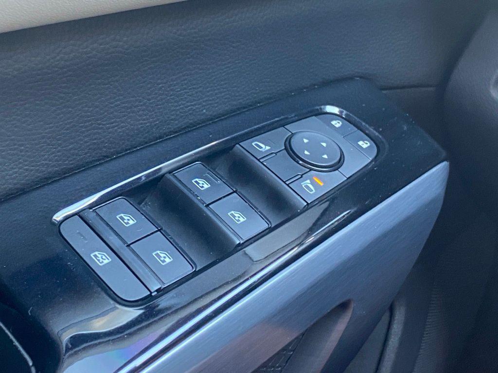 used 2022 Nissan Pathfinder car, priced at $25,650