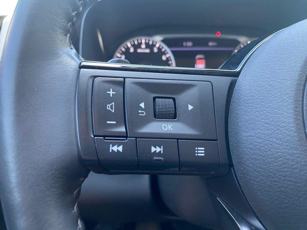used 2022 Nissan Pathfinder car, priced at $25,650