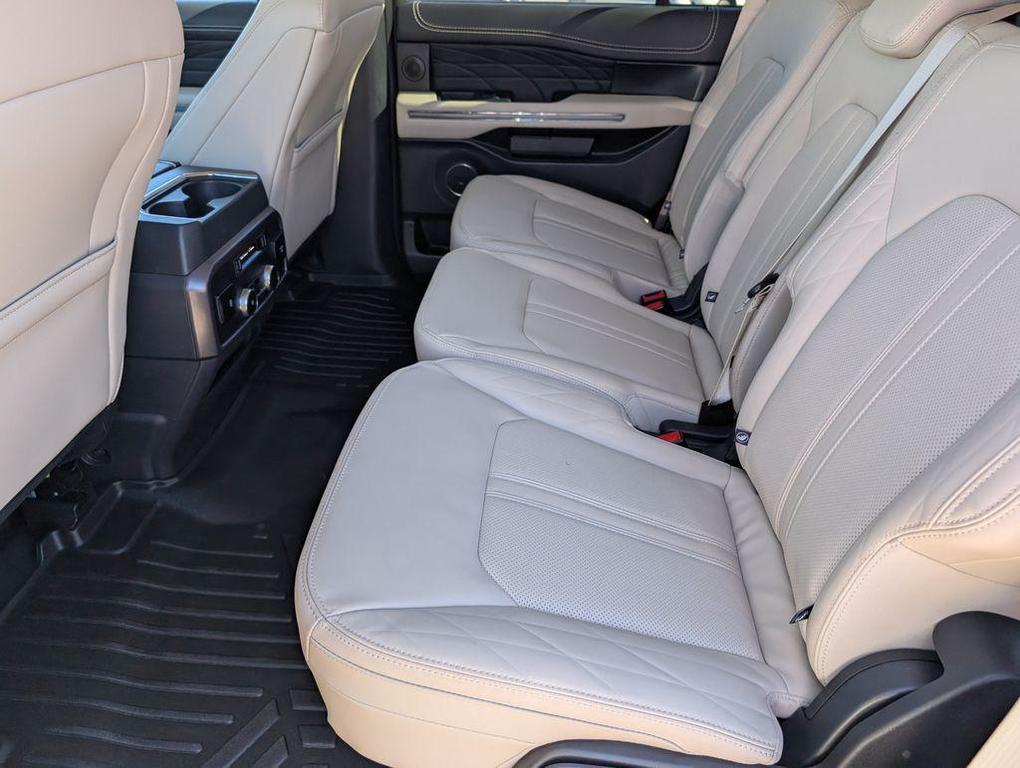 used 2024 Ford Expedition car, priced at $70,359