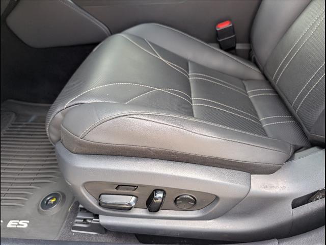 used 2024 Lexus ES 300h car, priced at $47,950