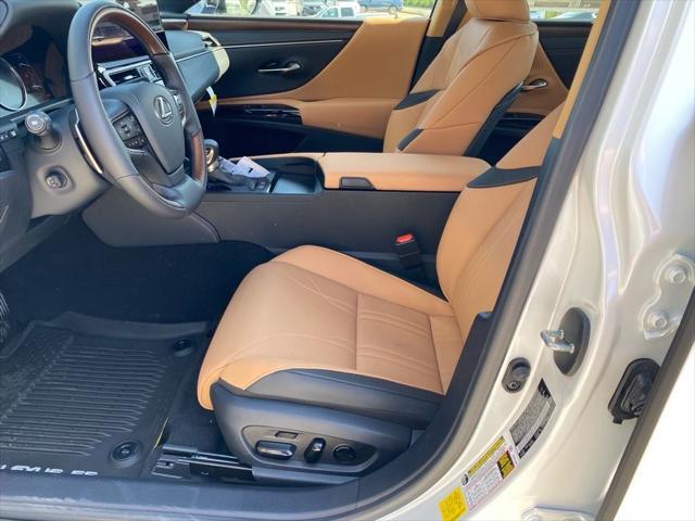 new 2025 Lexus ES 300h car, priced at $54,525