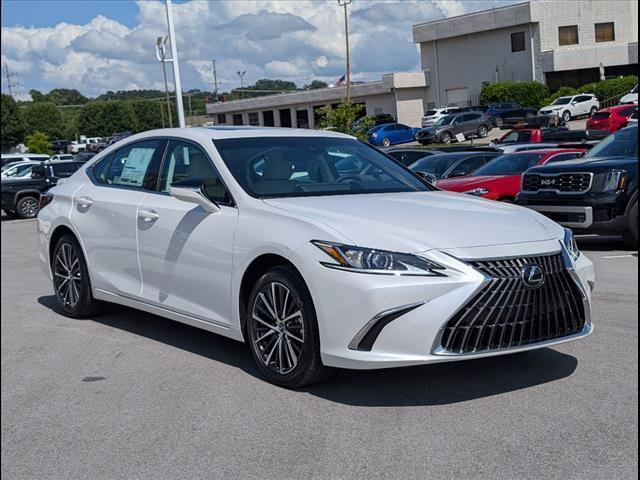 new 2025 Lexus ES 300h car, priced at $51,400