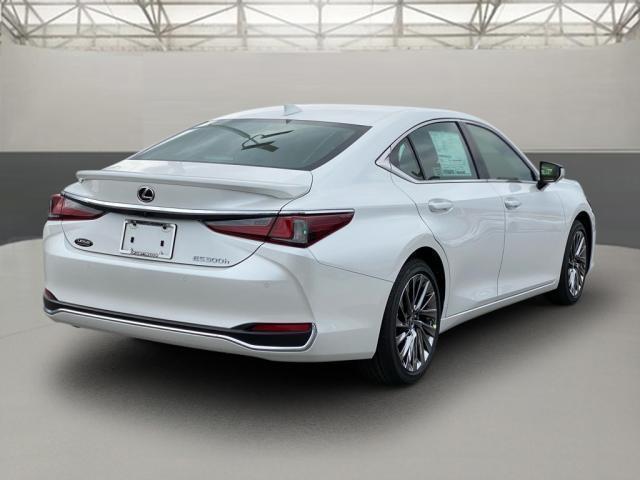 new 2025 Lexus ES 300h car, priced at $57,249