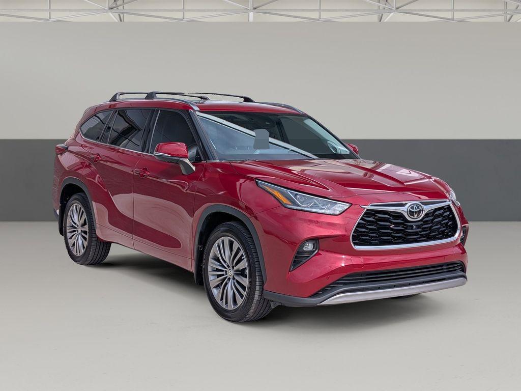 used 2021 Toyota Highlander car, priced at $36,973