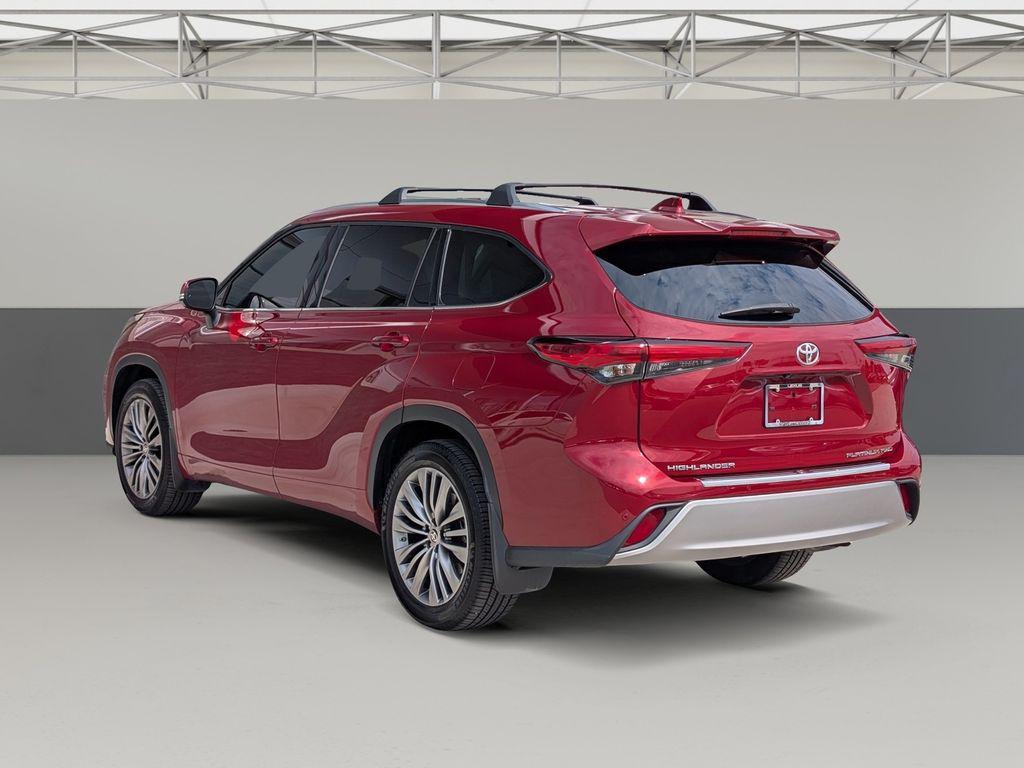used 2021 Toyota Highlander car, priced at $36,973