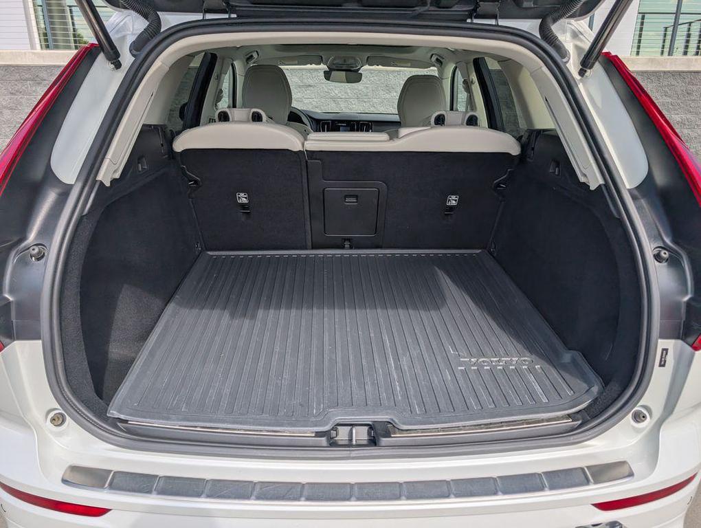 used 2024 Volvo XC60 car, priced at $39,673