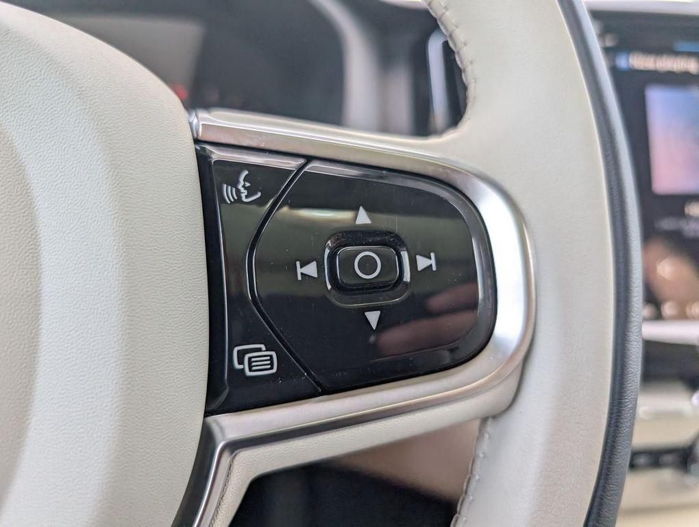 used 2024 Volvo XC60 car, priced at $39,673