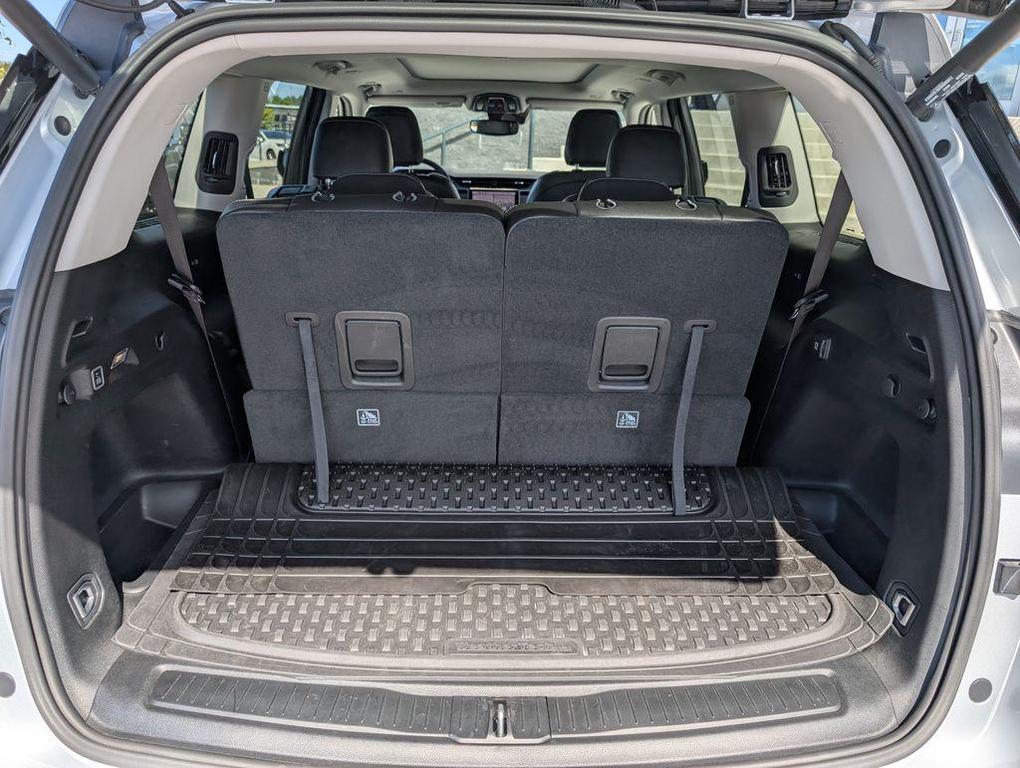 used 2023 Jeep Grand Cherokee L car, priced at $32,450