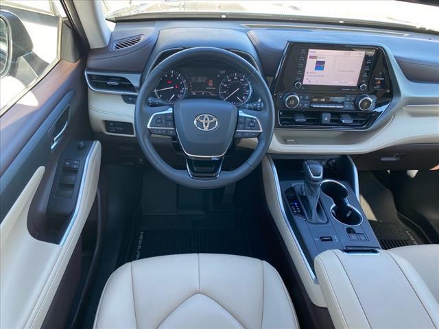 used 2020 Toyota Highlander car, priced at $34,950