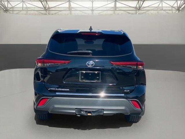 used 2020 Toyota Highlander car, priced at $34,950