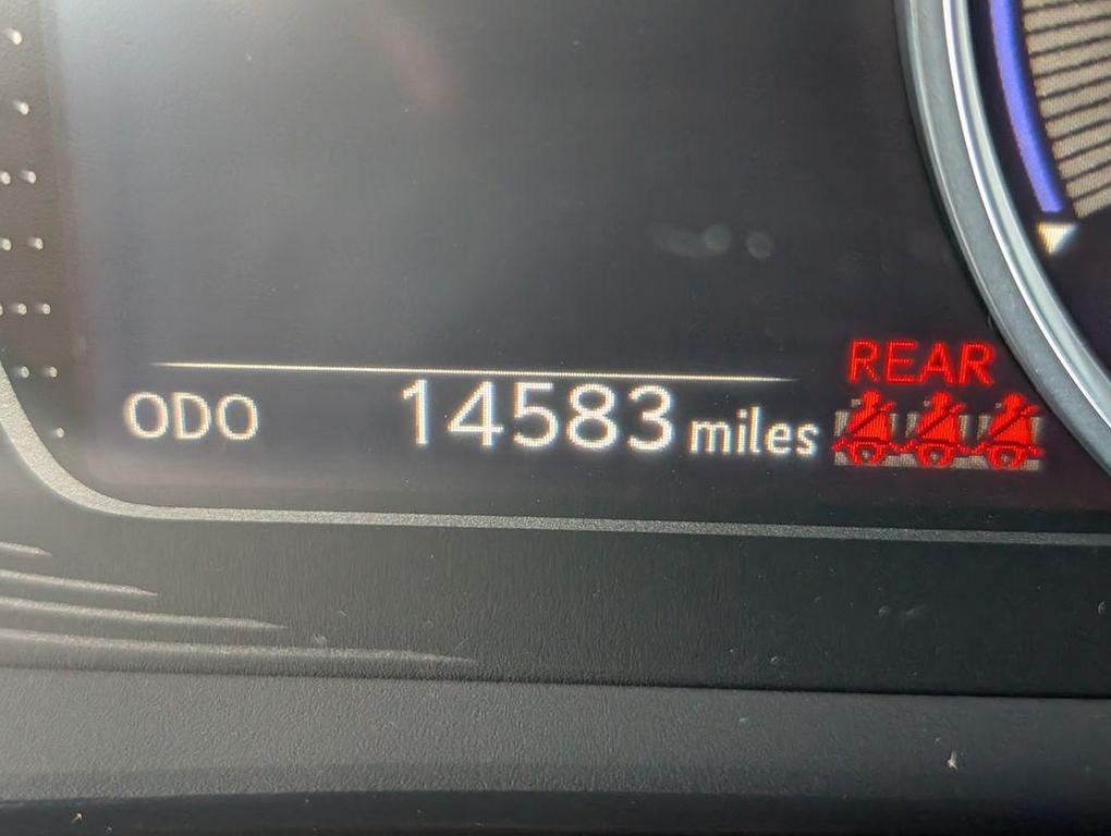 used 2025 Lexus ES 300h car, priced at $43,621