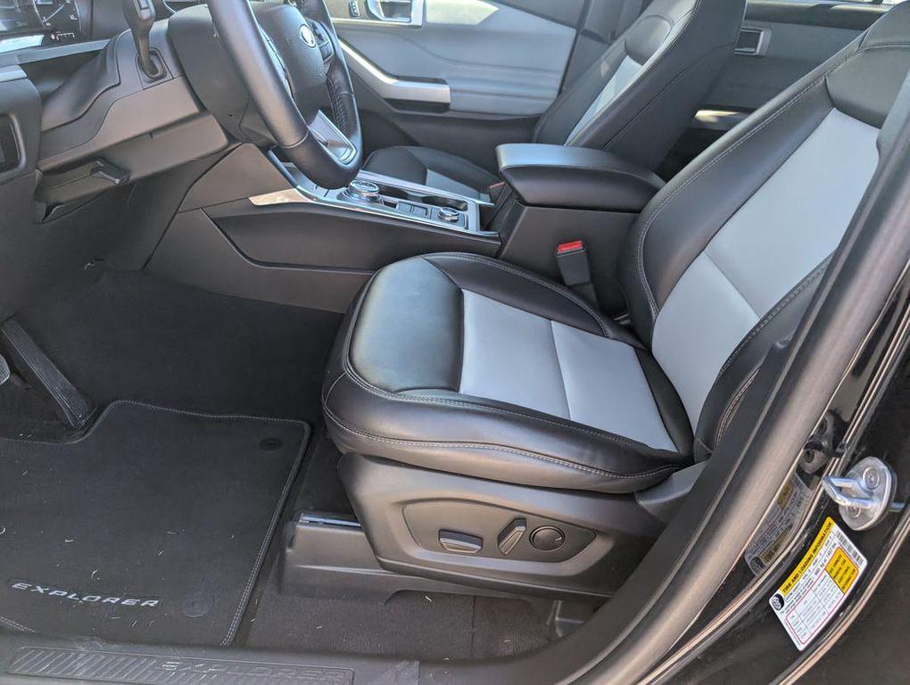 used 2022 Ford Explorer car, priced at $29,874