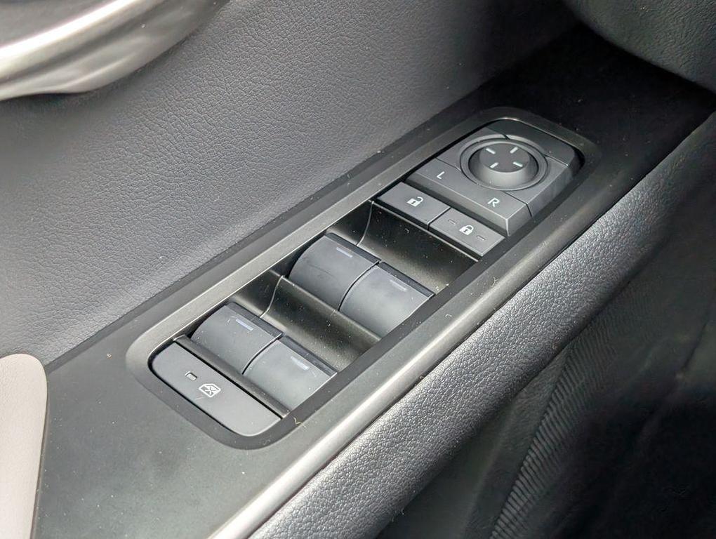 new 2025 Lexus UX 300h car, priced at $42,555