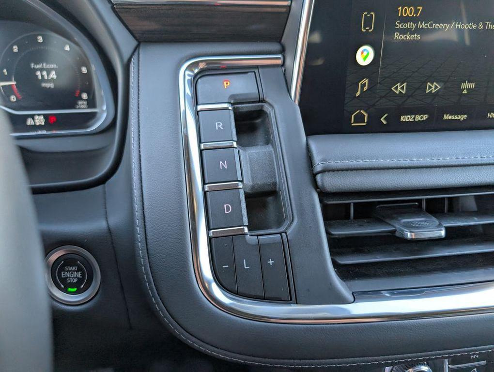 used 2022 GMC Yukon XL car, priced at $47,175