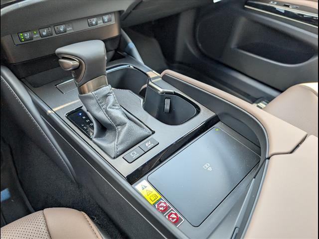 new 2025 Lexus ES 300h car, priced at $50,820