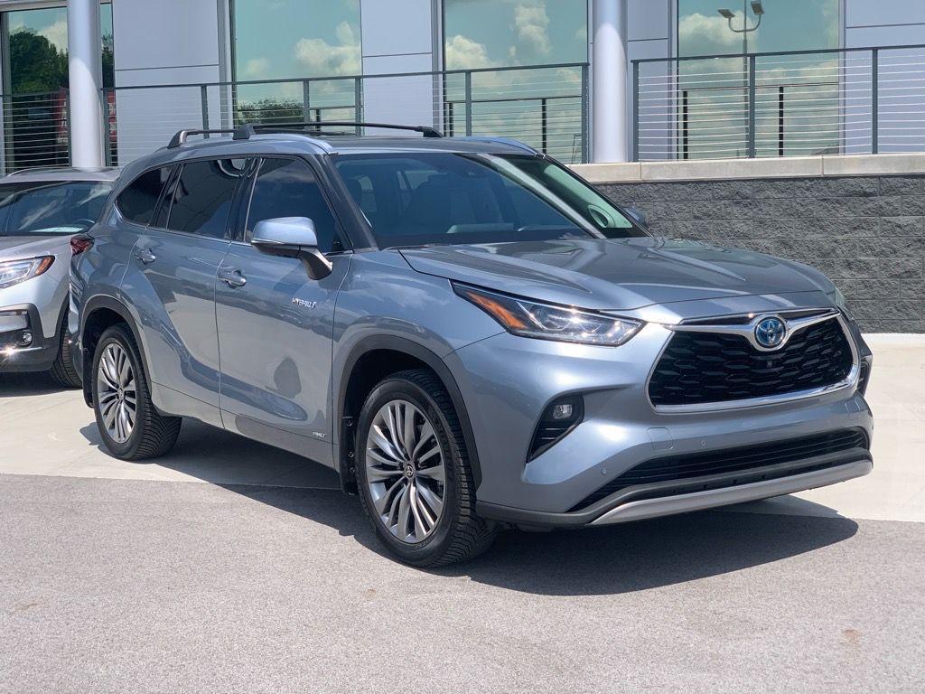 used 2021 Toyota Highlander Hybrid car, priced at $42,950