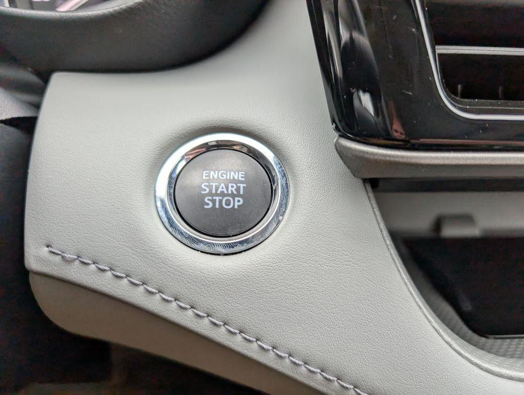 used 2023 Toyota Highlander car, priced at $37,432