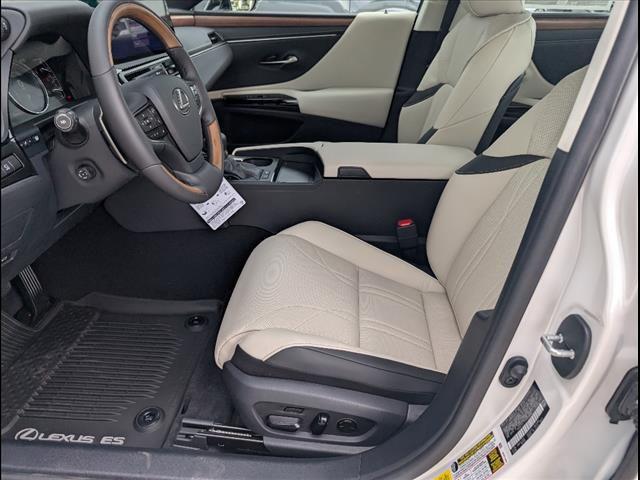 new 2025 Lexus ES 300h car, priced at $54,874