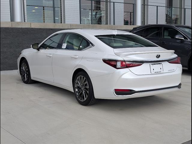 new 2025 Lexus ES 300h car, priced at $54,874
