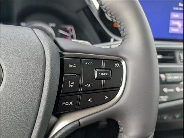 new 2025 Lexus ES 300h car, priced at $54,874
