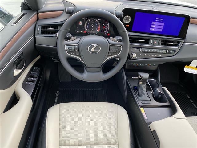 new 2025 Lexus ES 350 car, priced at $51,074