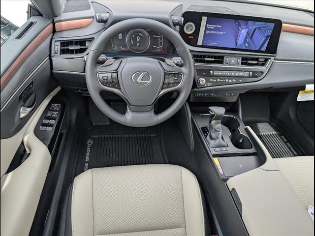 new 2025 Lexus ES 300h car, priced at $51,050