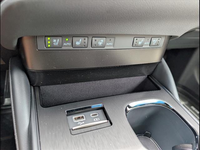 new 2025 Lexus ES 300h car, priced at $51,050