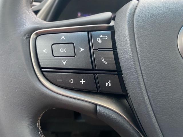 used 2020 Lexus ES 300h car, priced at $33,950