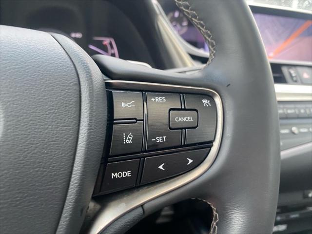 used 2020 Lexus ES 300h car, priced at $33,950