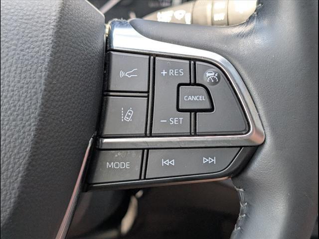 used 2021 Toyota Highlander car, priced at $38,950
