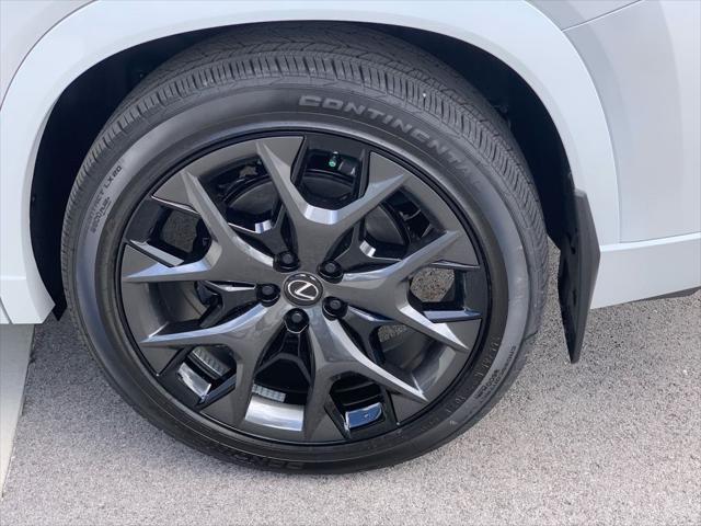new 2025 Lexus TX 500h car, priced at $79,089