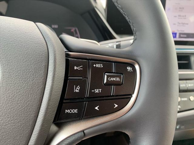 new 2025 Lexus ES 350 car, priced at $48,055