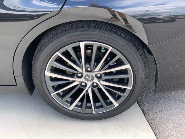 new 2025 Lexus ES 350 car, priced at $48,055