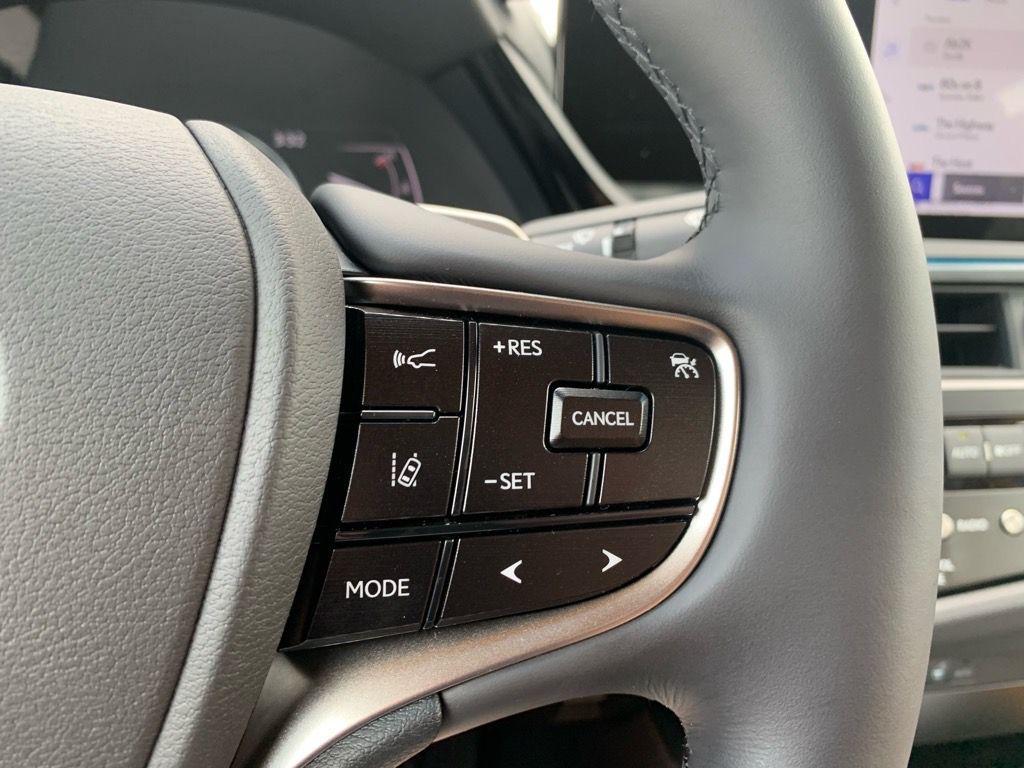 new 2025 Lexus ES 350 car, priced at $48,055