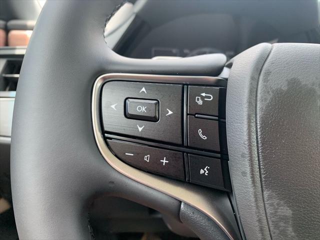 new 2025 Lexus ES 350 car, priced at $50,305