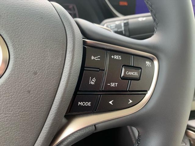 new 2025 Lexus ES 350 car, priced at $50,305