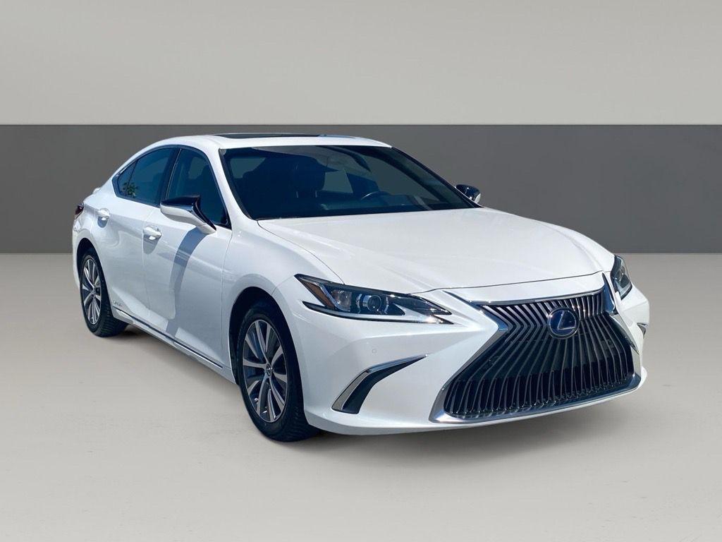 used 2021 Lexus ES 300h car, priced at $33,556