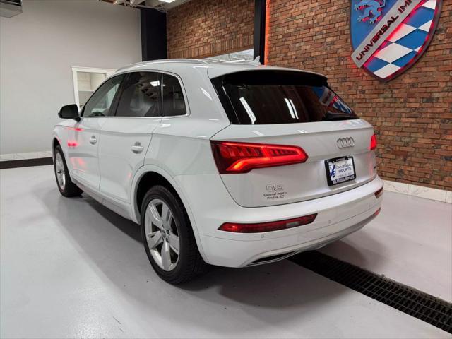 used 2019 Audi Q5 car