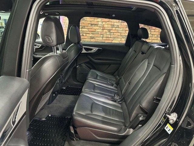 used 2018 Audi Q7 car, priced at $23,900